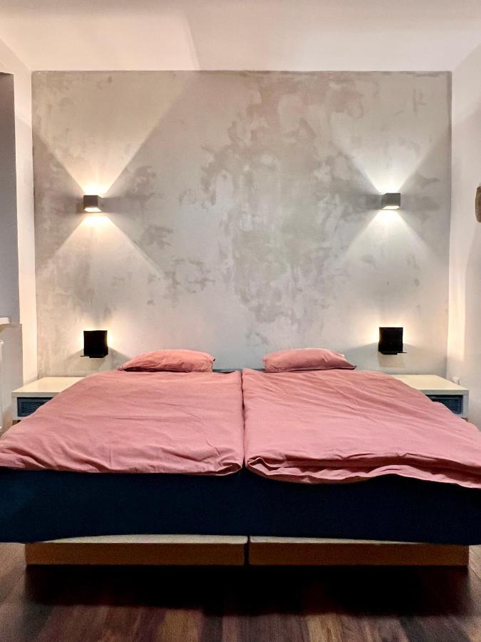 Apartmán Timeless Old Centre With 2 Bathrooms And Balcony